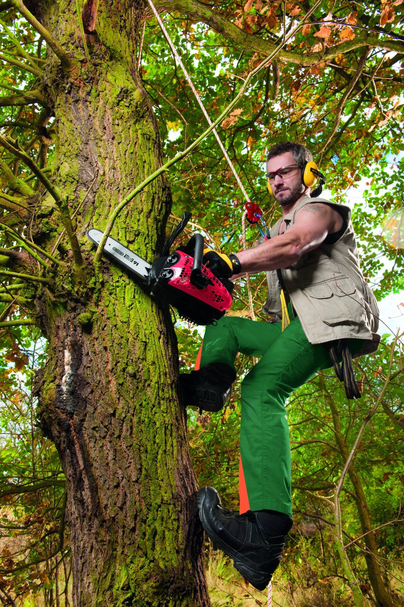 Scheppach CSP2540 Benzine Kettingzaag - 25,4cc - 250mm - 5910108905 4 Scheppach CSP2540 Benzine Kettingzaag - 25,4cc - 250mm - 5910108905 - Afbeelding 2