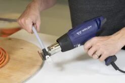 Weldy HG 330-A Heteluchtpistool Incl. 4 Mondstukken - 2300W 16 Weldy HG 330-A Heteluchtpistool Incl. 4 Mondstukken - 2300W -Winkel Voor Huishoudelijk Gereedschap 1a8b2710f8370c8ce7854b70a816ce52