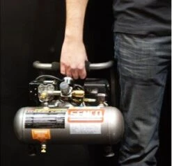 Senco PC1010 Compressor - 300W - 8 Bar - 3,8L 7 Senco PC1010 Compressor - 300W - 8 Bar - 3,8L -Winkel Voor Huishoudelijk Gereedschap 1cf56412a8f2122160252dfa5d11433e