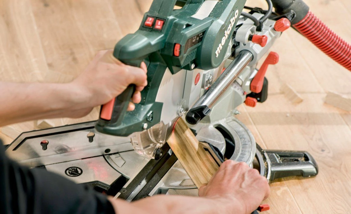 Metabo KGSV 72 XACT Afkortzaag - 1800W - 216 X 30mm - 611216000 7 Metabo KGSV 72 XACT Afkortzaag - 1800W - 216 X 30mm - 611216000 - Afbeelding 5