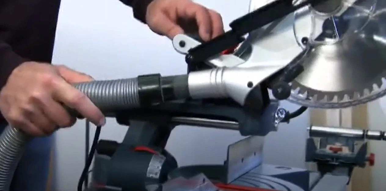 Bosch GCM 8 SJL Afkortzaag - 1600W - 216 X 30mm - 0601B19100 4 Bosch GCM 8 SJL Afkortzaag - 1600W - 216 X 30mm - 0601B19100 - Afbeelding 2