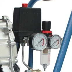 Hyundai 55801 Set 2 Compressor Inclusief Accessoireset - 8 Bar - 24L - 55801 + 55902 -Winkel Voor Huishoudelijk Gereedschap 552cf68b82f831606427c2fd7d386186