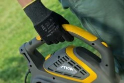 Stiga BL 130c V Elektrische Bladblazer Met Zuigfunctie - 2,6kW - 92m/s - 7m³/min -Winkel Voor Huishoudelijk Gereedschap 740e5a869d911faf4a73e5e9f107ff0c