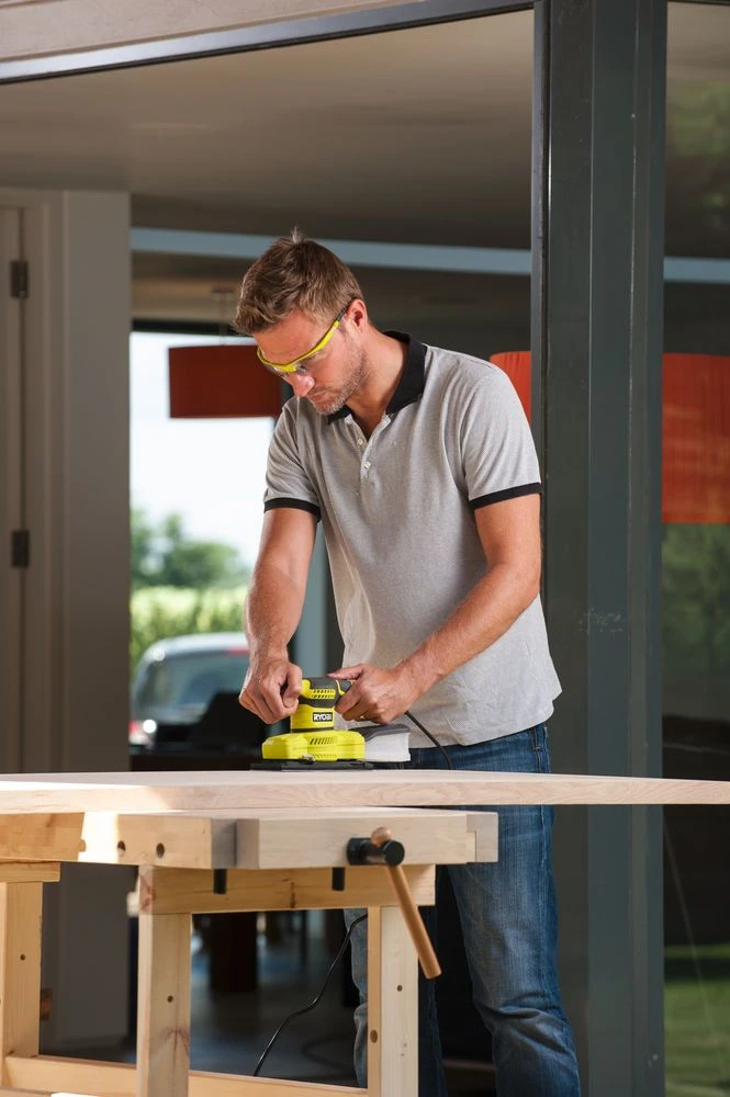 Ryobi RSS200-GA20 Vlakschuurmachine - 200W 4 Ryobi RSS200-GA20 Vlakschuurmachine - 200W - Afbeelding 2