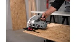 Powerplus POWE30050 Cirkelzaag - 1200W - 185mm -Winkel Voor Huishoudelijk Gereedschap 7975ff0e240a60cb1438965a33cb3fcc