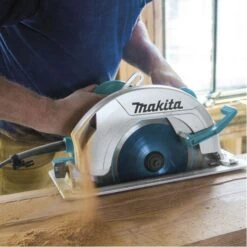 Makita HS0600 Cirkelzaag - 2000W - 270mm -Winkel Voor Huishoudelijk Gereedschap 903459a419b2a26830a0f1fbfdb079d3