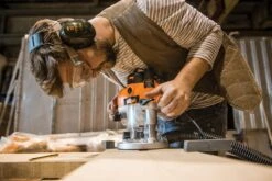 Triton TRA001 Precisie Bovenfrees Met Dubbele Functie - 2400W - TRA001EU -Winkel Voor Huishoudelijk Gereedschap 92920b313f106d54be6010a8001fd8a6