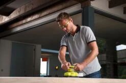 Ryobi RSS200-GA20 Vlakschuurmachine - 200W 9 Ryobi RSS200-GA20 Vlakschuurmachine - 200W -Winkel Voor Huishoudelijk Gereedschap a28527c1a9db6258045c41110daeff63