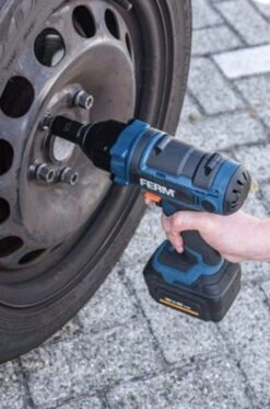 FERM CDM1127 18V Li-Ion Accu Slagmoersleutel Set (1x 4.0Ah Accu) In Koffer - 380Nm - 1/2" 9 FERM CDM1127 18V Li-Ion Accu Slagmoersleutel Set (1x 4.0Ah Accu) In Koffer - 380Nm - 1/2" -Winkel Voor Huishoudelijk Gereedschap b29c130689871c8478f3b3043a5e47c5