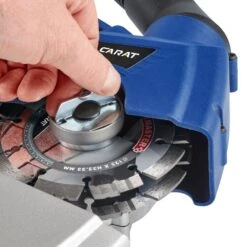 Carat SL-1255 Dustec Sleuvenzaagmachine Incl. 2 Diamantzaagbladen In Koffer - 1800W - 125 X 22,23mm -Winkel Voor Huishoudelijk Gereedschap b317d2951a6b561e03e6bd3d667231aa