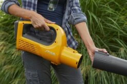 Stiga BL 100e Kit Accu Bladblazer Set (1x 4,0Ah) - 32m/s - 7,8m³/min -Winkel Voor Huishoudelijk Gereedschap db0ed1a2016eb9a87b8d8931623947a9