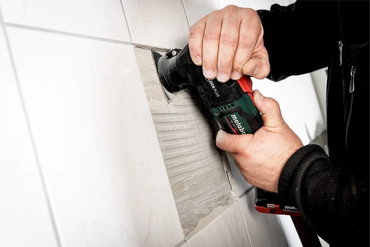 Metabo MT 18 LTX BL QSL 18V Li-ion Accu Multitool Body In MetaBox - Koolborstelloos - Snelwissel - 613088840 4 Metabo MT 18 LTX BL QSL 18V Li-ion Accu Multitool Body In MetaBox - Koolborstelloos - Snelwissel - 613088840 - Afbeelding 2