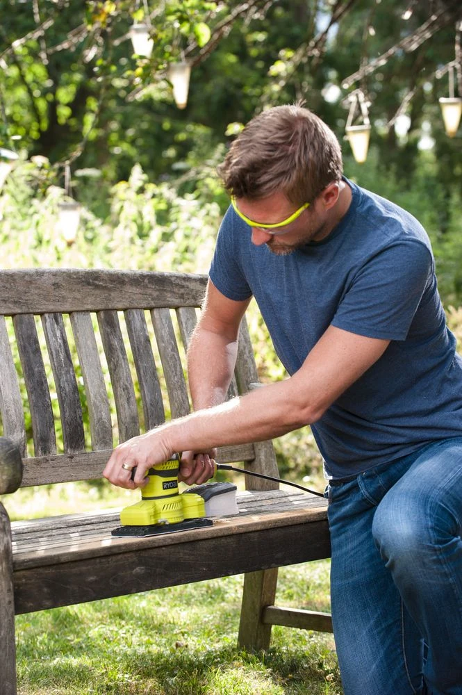 Ryobi RSS200-GA20 Vlakschuurmachine - 200W 5 Ryobi RSS200-GA20 Vlakschuurmachine - 200W - Afbeelding 3